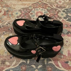 heart platform shoes